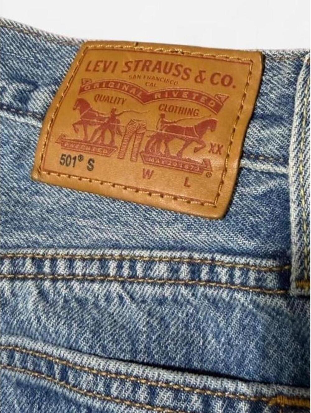 Levi’s 501 Skinny Distressed Jeans Women’s W26 L30 Button Fly Denim